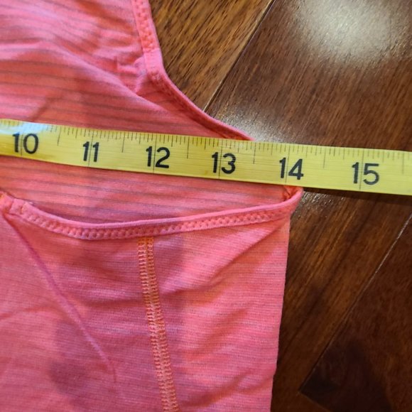 Lululemon tank top - Picture 4 of 6